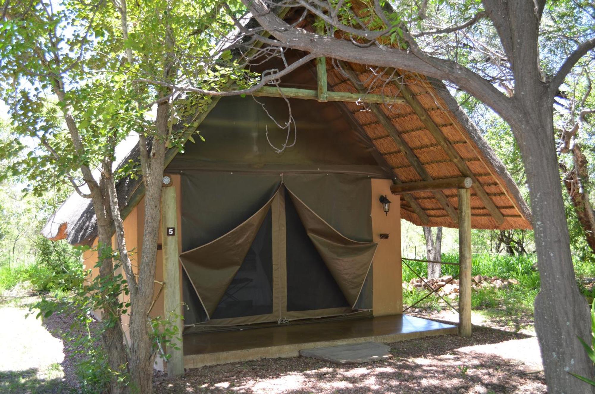 Bushwa Private Game Lodge 法尔瓦特 外观 照片