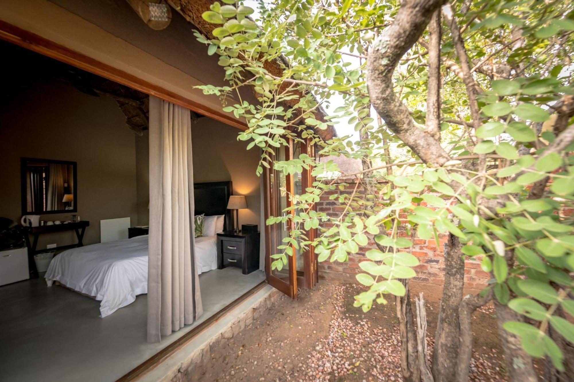 Bushwa Private Game Lodge 法尔瓦特 外观 照片